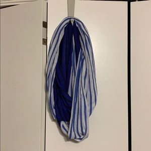 Gap striped scarf